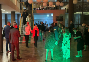 Bal absolwentów.