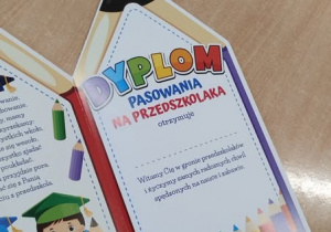 Dyplom pasowania na przedszkolaka.