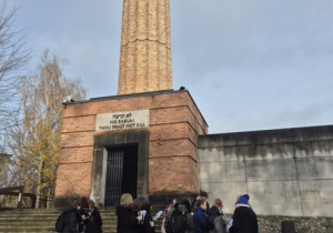 Uczniowie na Stacji Radegast.