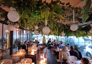 Poczęstunek w restauracji.