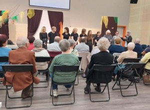 Słuchacze Uniwersytetu Trzeciego Wieku na Dziewanny