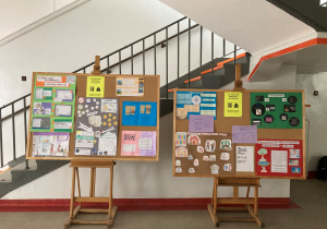 Wystawa prac uczniów.